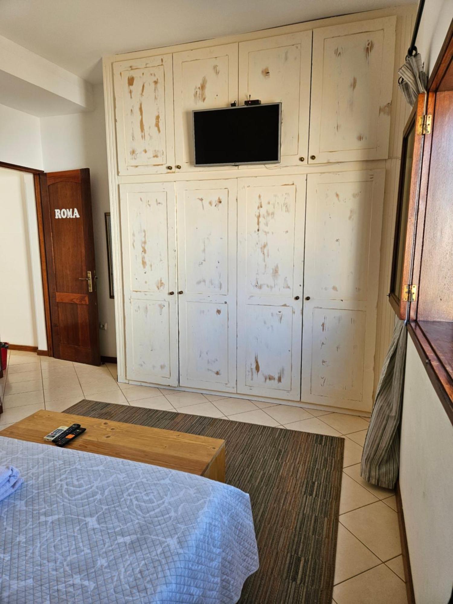 Blue Eagle Guesthouse - Casa De Hospedes Santa Maria Eksteriør billede